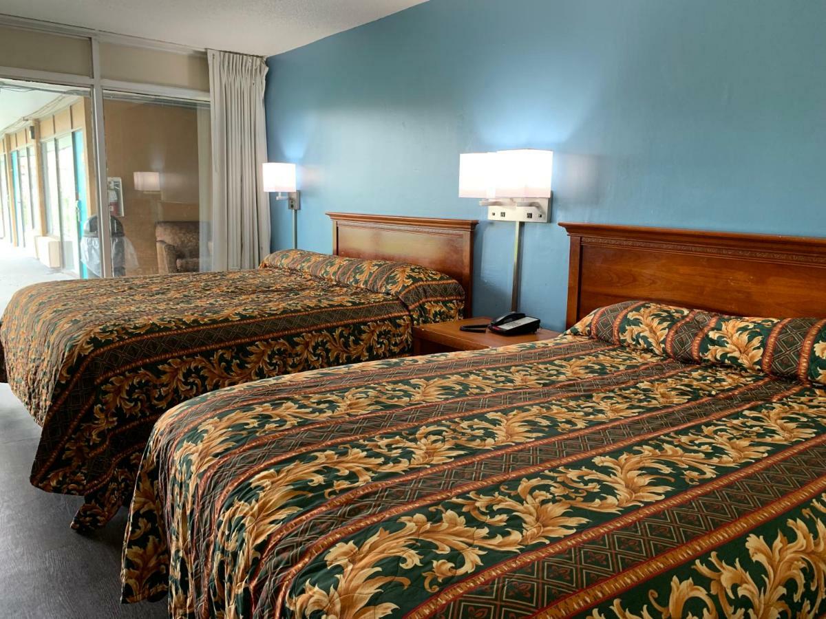 Budgetel Inn Wilmington Exterior foto
