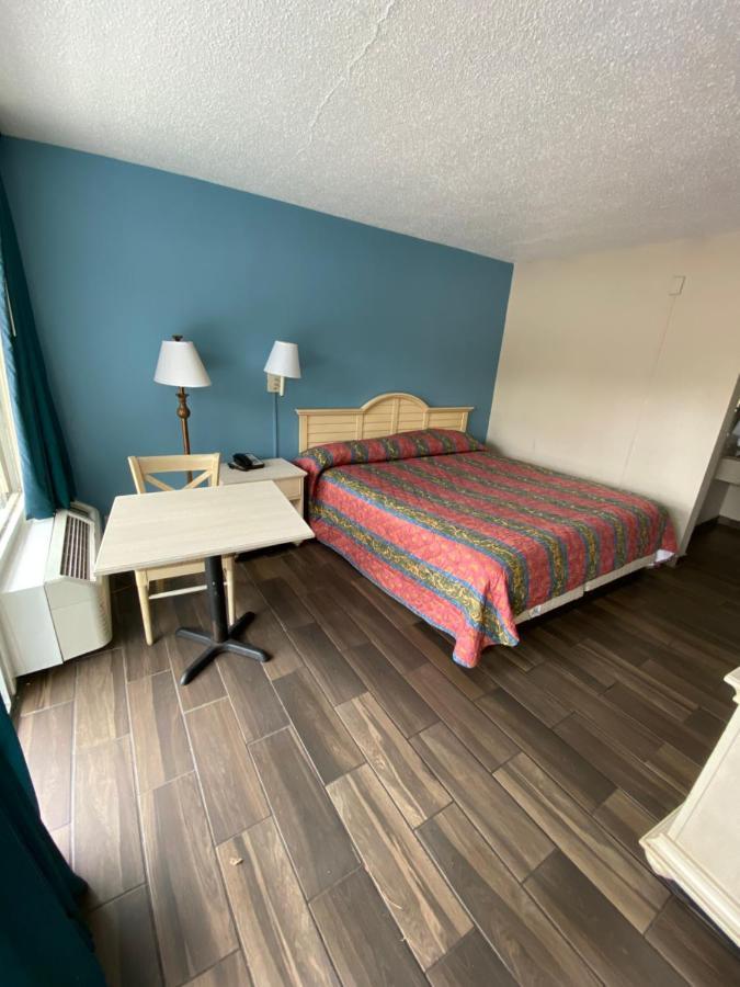 Budgetel Inn Wilmington Exterior foto